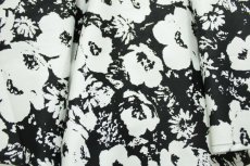 画像6: 黒×白花柄Mサイズのみ♪５０’ｓサーキュラーワンピース☆オールディーズ衣装♪ (6)